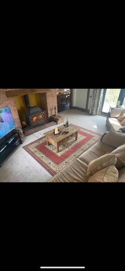 Beautiful Secluded Farmhouse With Hot Tub Villa Barmouth Ngoại thất bức ảnh