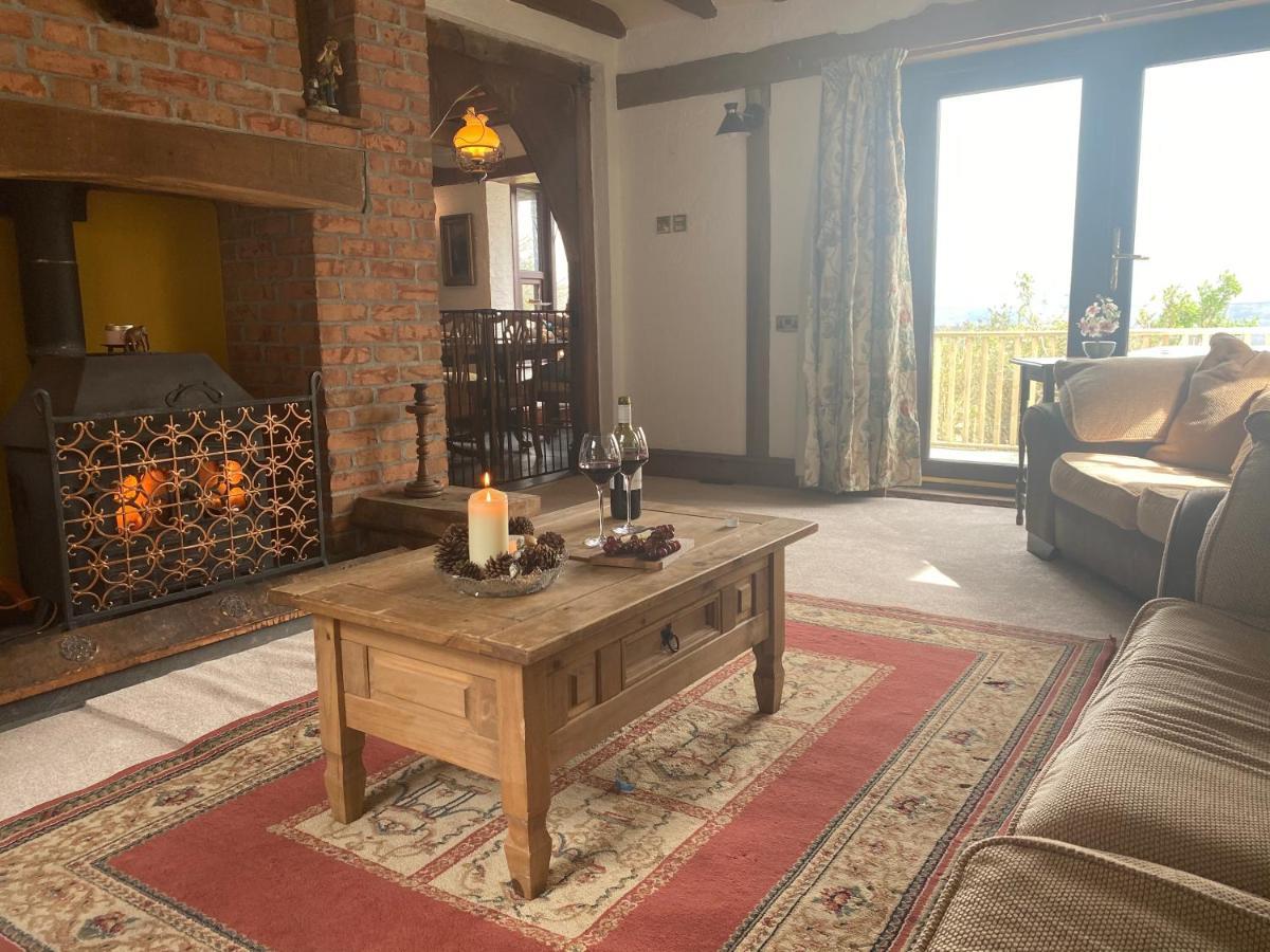 Beautiful Secluded Farmhouse With Hot Tub Villa Barmouth Ngoại thất bức ảnh